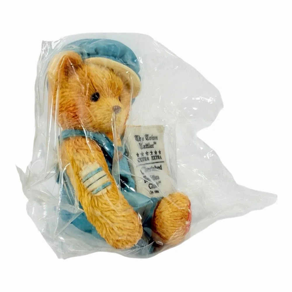1995 Cherished Teddies‎ Cub E Bear with Newspaper Membership Figurine CT001